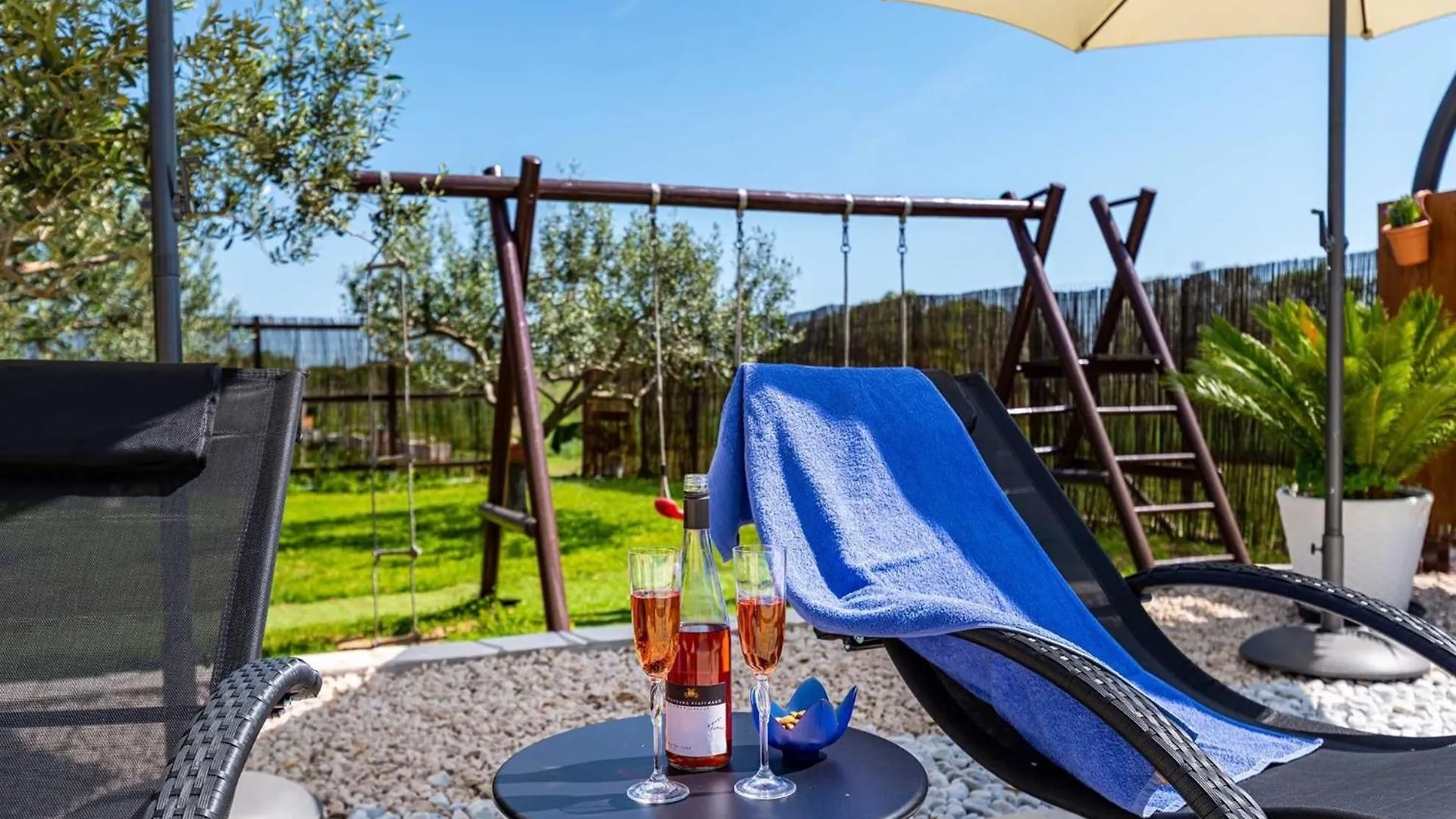 Holiday home Apartment House Simoni With Pool, Zadar County Privlaka  Croatia